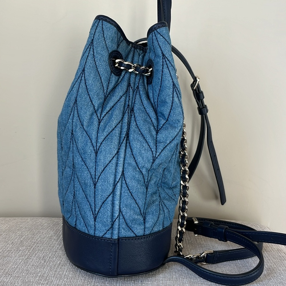 Kate Spade “Briar Lane” quilted denim bucket backpack - EUC - Picture 7 of 11